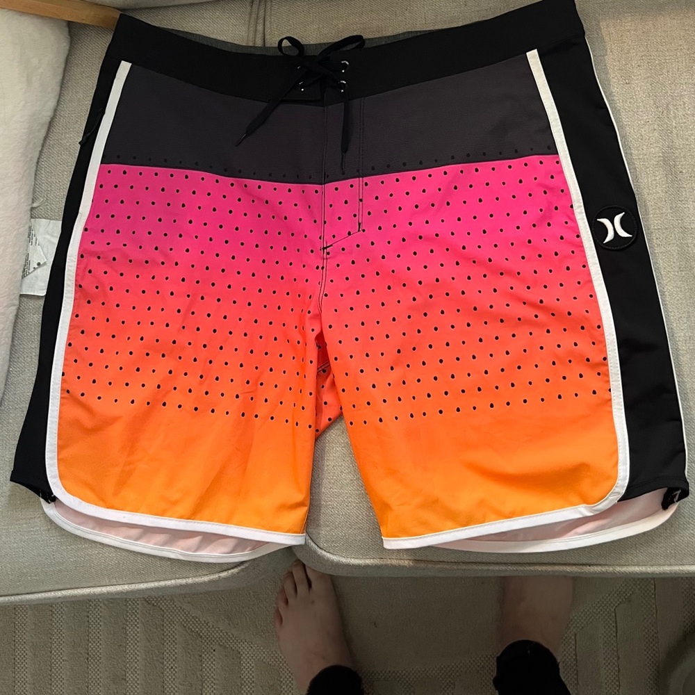 Hurley Men's Phantom Motion Polka Dot Board Shorts Swim Trucks Size 34